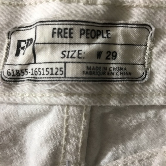 Free People White Distressed Crop Jeans - Picture 3 of 9